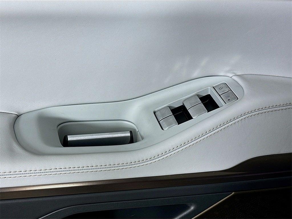 used 2025 Lincoln Navigator L car, priced at $117,980