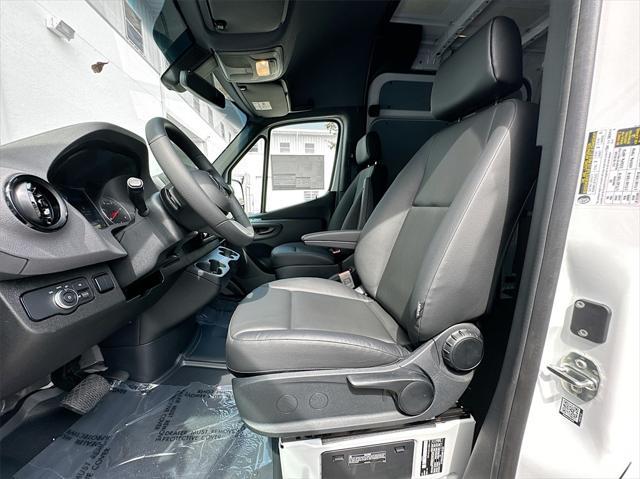 new 2025 Mercedes-Benz Sprinter 2500 car, priced at $62,595