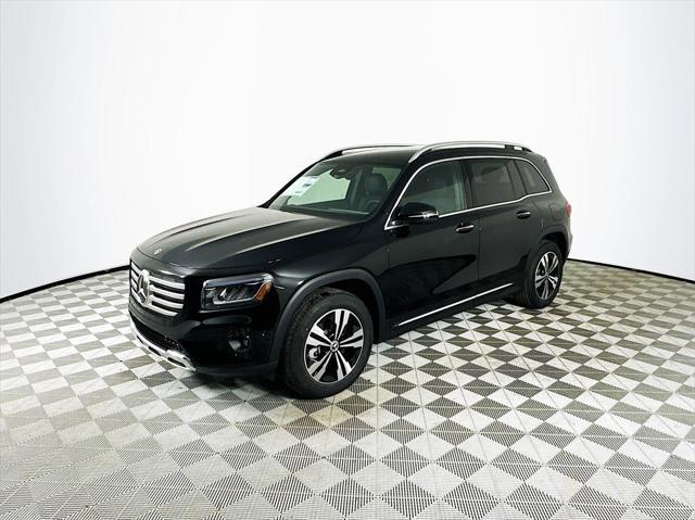 new 2025 Mercedes-Benz GLB 250 car, priced at $47,145