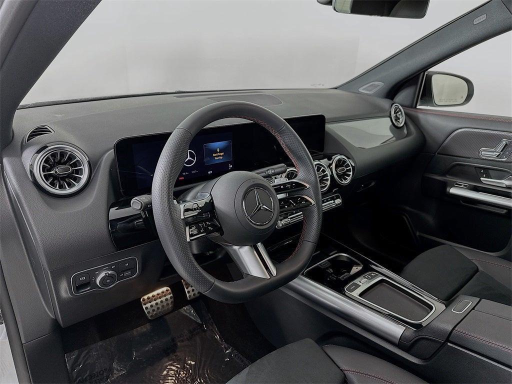 used 2025 Mercedes-Benz GLA 250 car, priced at $43,995