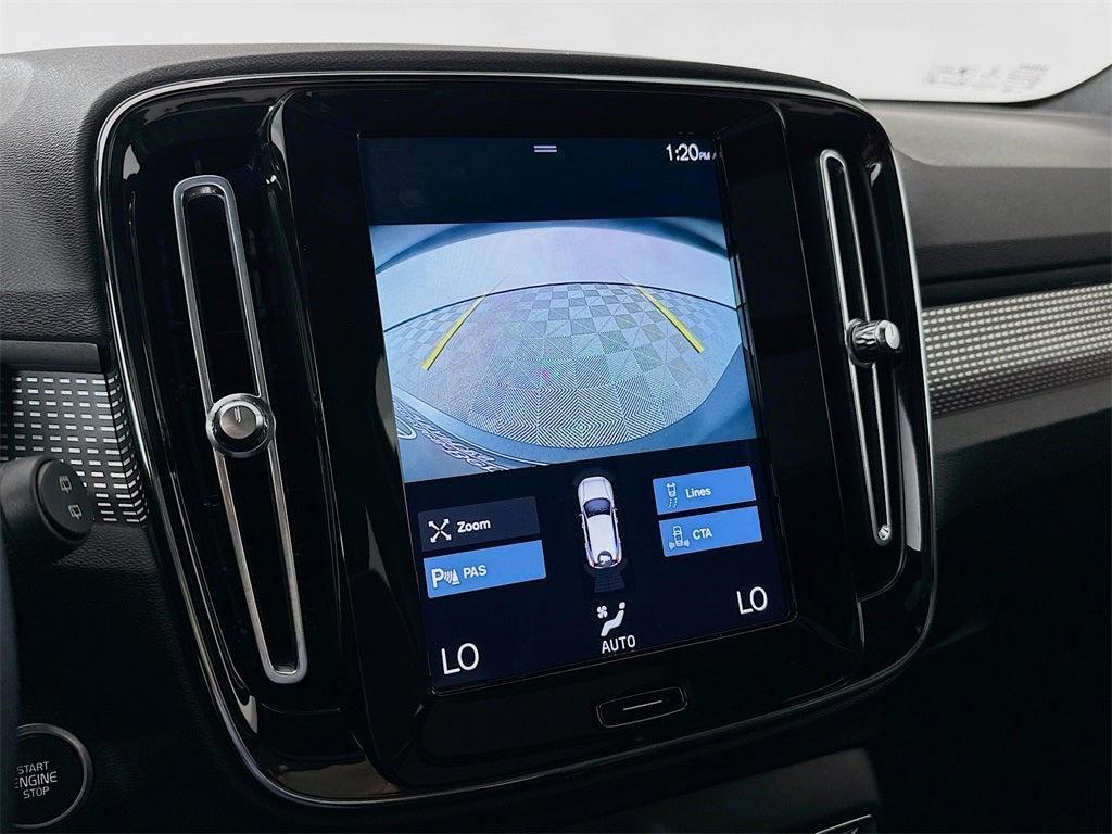 used 2021 Volvo XC40 car, priced at $25,999