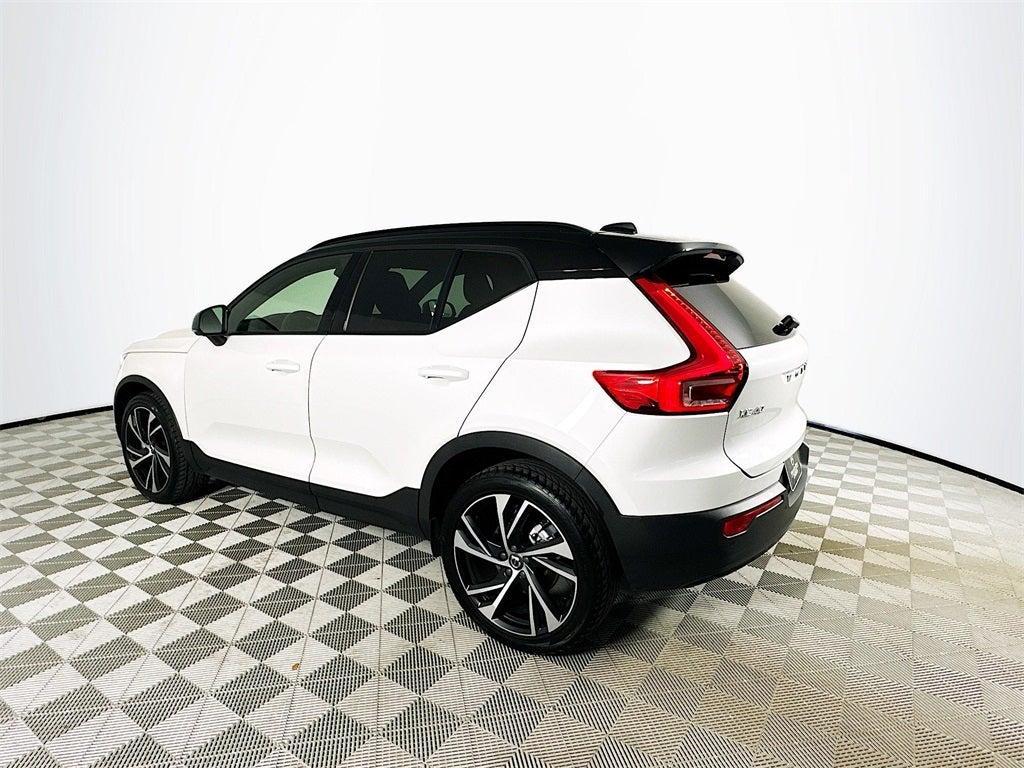 used 2021 Volvo XC40 car, priced at $25,999