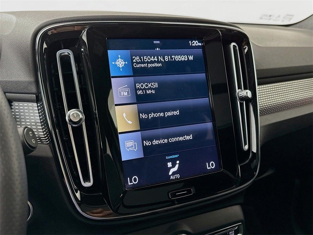 used 2021 Volvo XC40 car, priced at $25,999