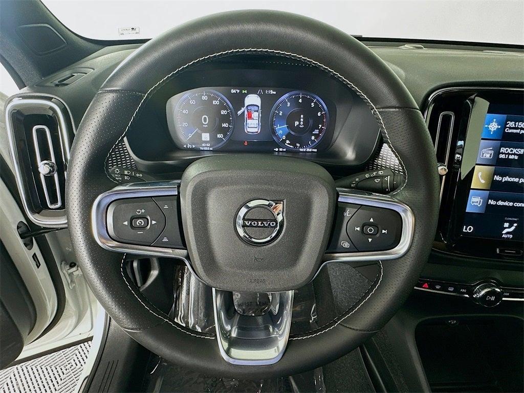 used 2021 Volvo XC40 car, priced at $25,999
