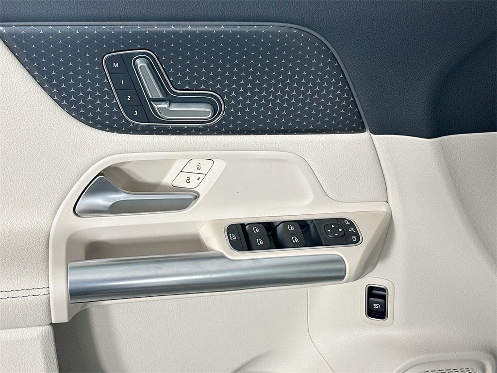 new 2026 Mercedes-Benz GLA 250 car, priced at $44,835