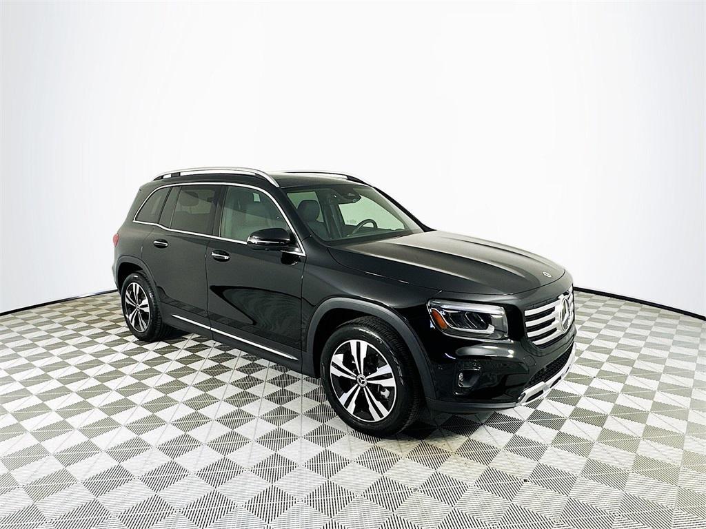 used 2025 Mercedes-Benz GLB 250 car, priced at $44,995