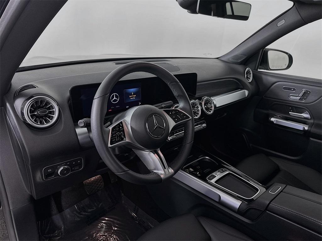 used 2025 Mercedes-Benz GLB 250 car, priced at $44,995