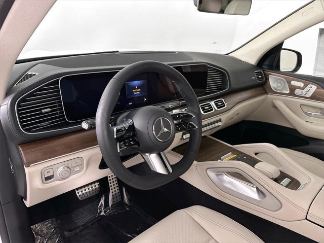 new 2025 Mercedes-Benz GLS 450 car, priced at $97,515