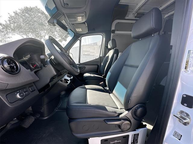 new 2025 Mercedes-Benz Sprinter 2500 car, priced at $62,595