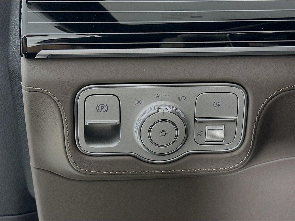 new 2026 Mercedes-Benz AMG GLE 63 car, priced at $152,180