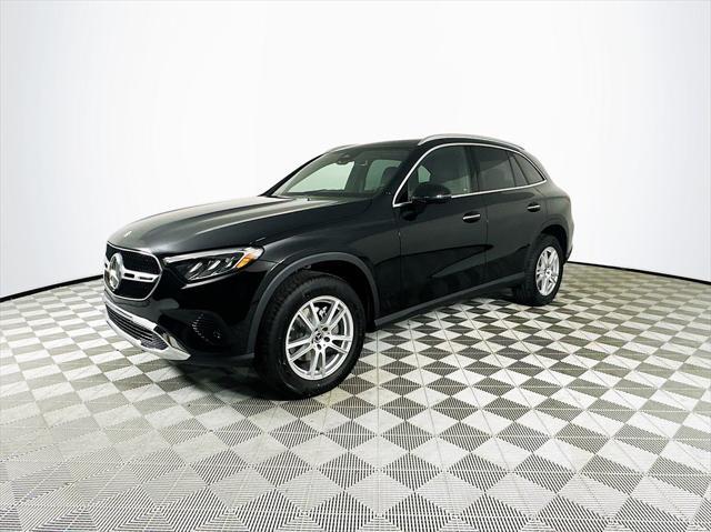 new 2025 Mercedes-Benz GLC 300 car, priced at $54,250