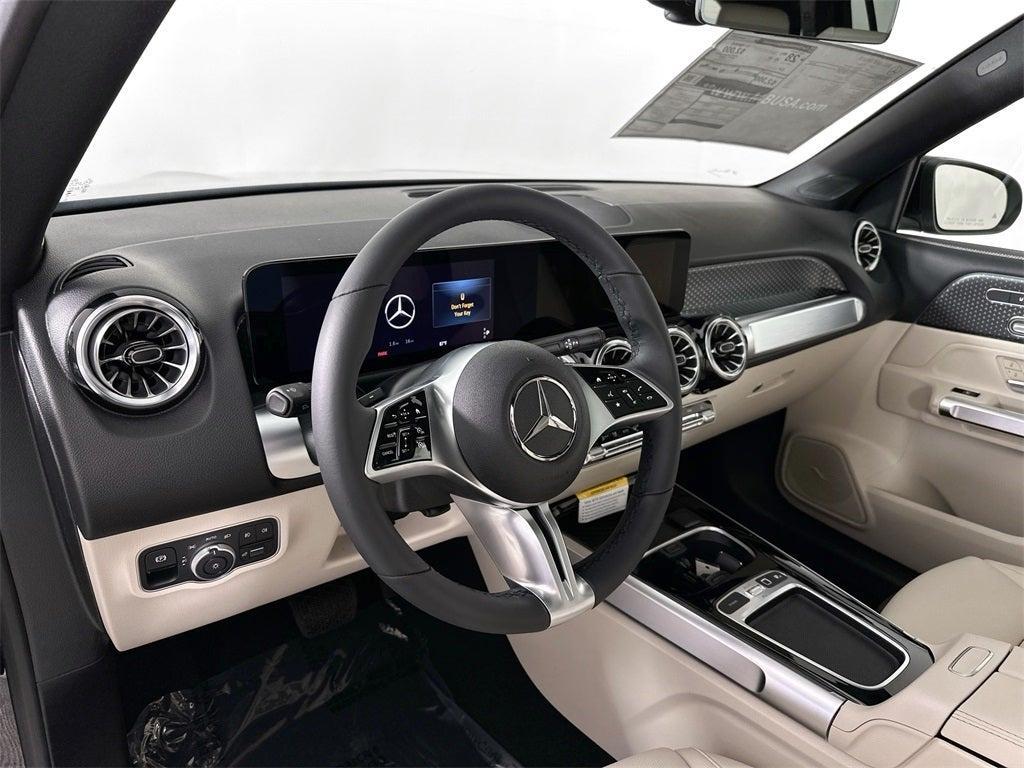 new 2025 Mercedes-Benz GLB 250 car, priced at $50,195