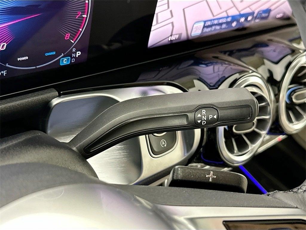 new 2025 Mercedes-Benz GLB 250 car, priced at $50,195