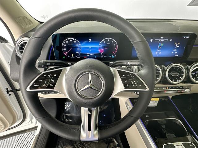 new 2025 Mercedes-Benz GLB 250 car, priced at $51,320