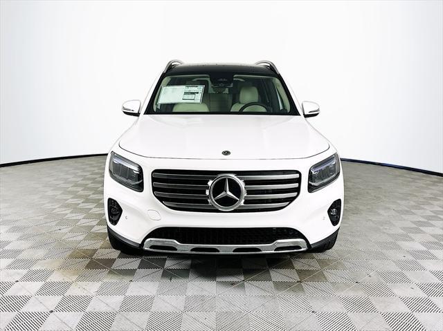 new 2025 Mercedes-Benz GLB 250 car, priced at $51,320