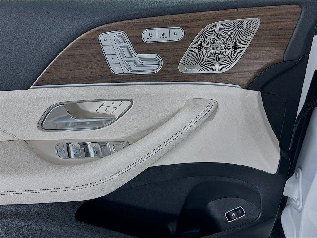 new 2026 Mercedes-Benz GLS 450 car, priced at $109,030