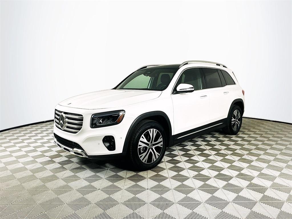 used 2025 Mercedes-Benz GLB 250 car, priced at $44,980