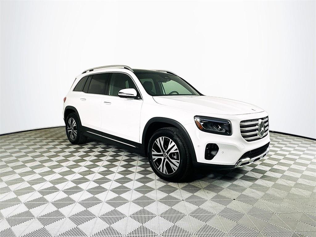 used 2025 Mercedes-Benz GLB 250 car, priced at $44,980