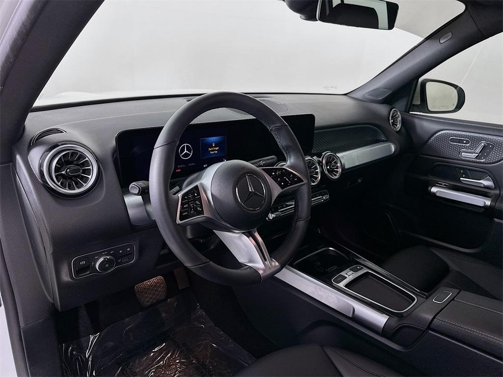 used 2024 Mercedes-Benz GLB 250 car, priced at $34,595