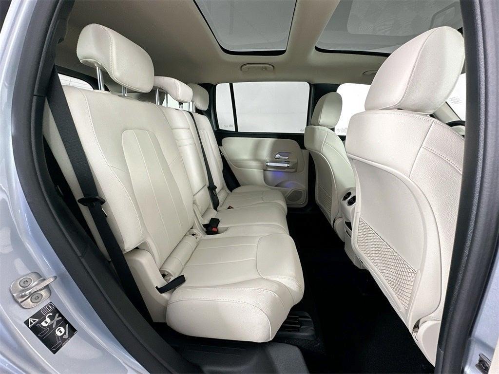 new 2025 Mercedes-Benz GLB 250 car, priced at $49,535