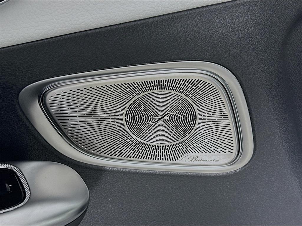 new 2026 Mercedes-Benz GLC 300 car, priced at $61,485