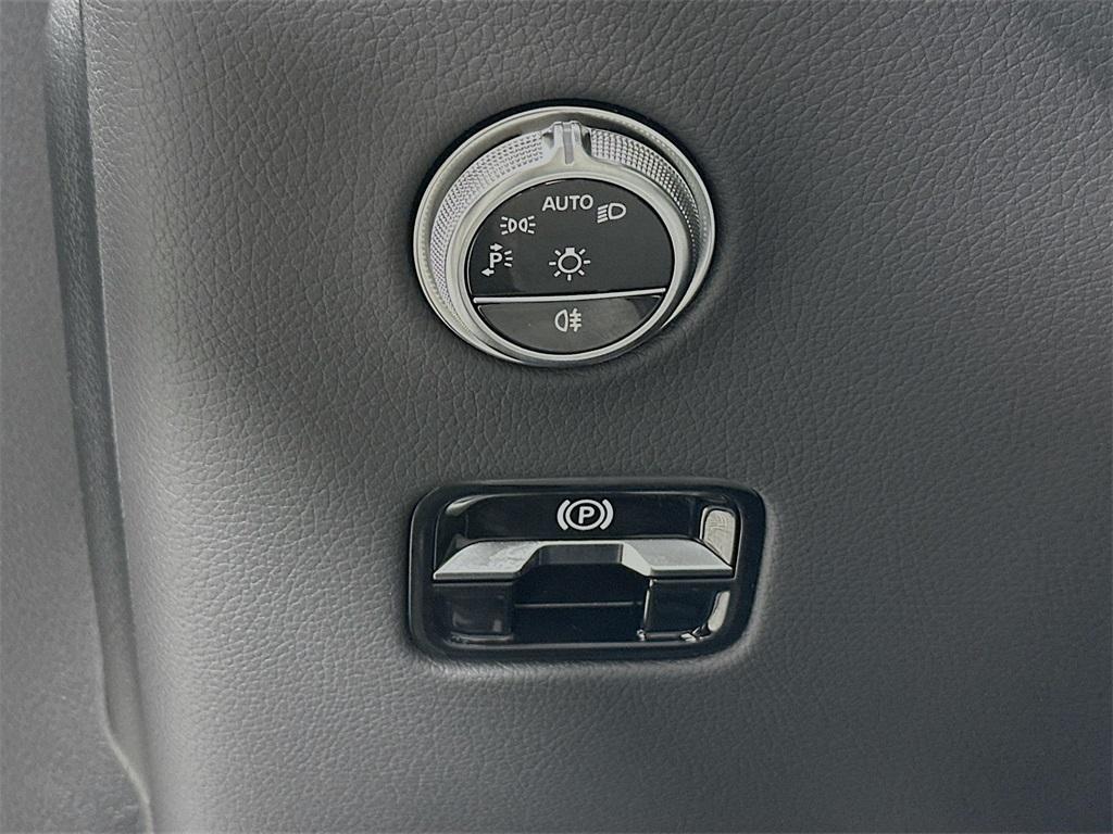 new 2026 Mercedes-Benz GLC 300 car, priced at $61,485