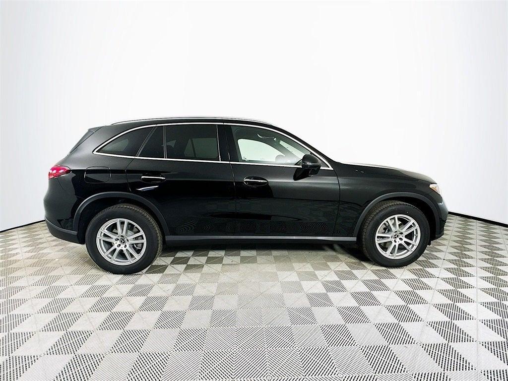 new 2025 Mercedes-Benz GLC 300 car, priced at $56,350