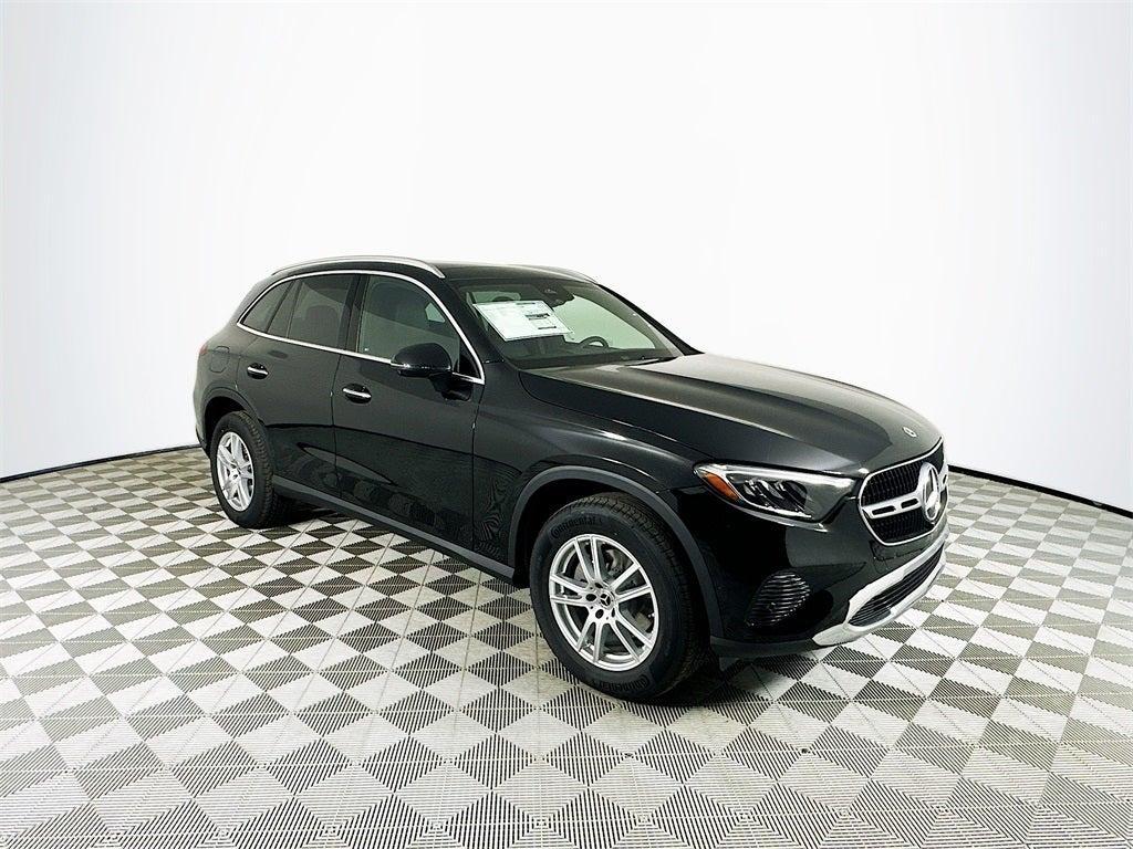 new 2025 Mercedes-Benz GLC 300 car, priced at $56,350