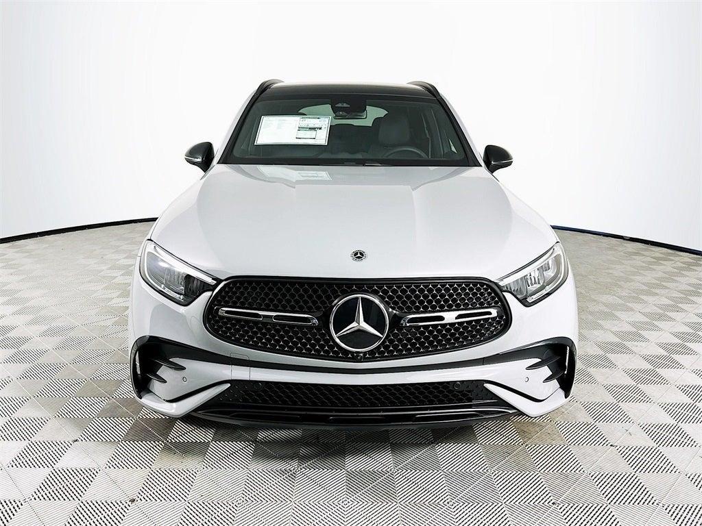 new 2025 Mercedes-Benz GLC 300 car, priced at $62,115