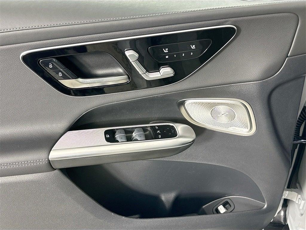 new 2025 Mercedes-Benz GLC 300 car, priced at $62,115