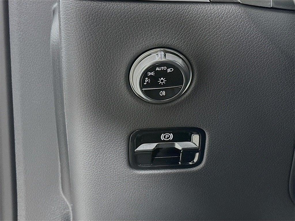 new 2026 Mercedes-Benz GLC 300 car, priced at $62,795