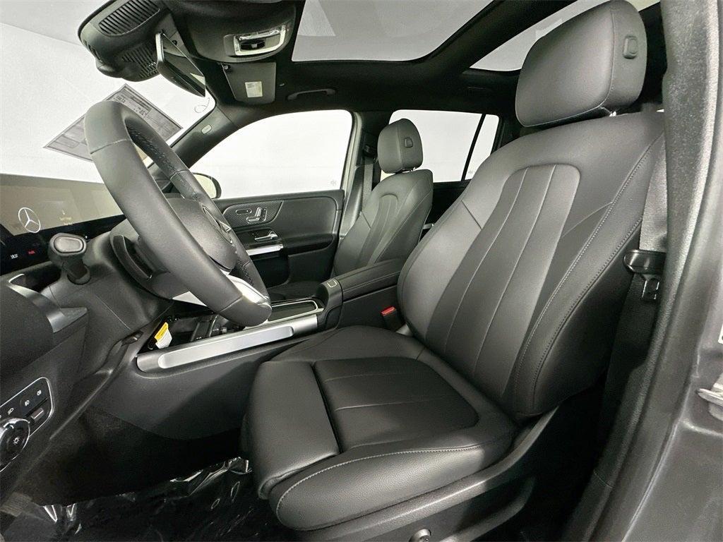 new 2025 Mercedes-Benz GLB 250 car, priced at $49,695