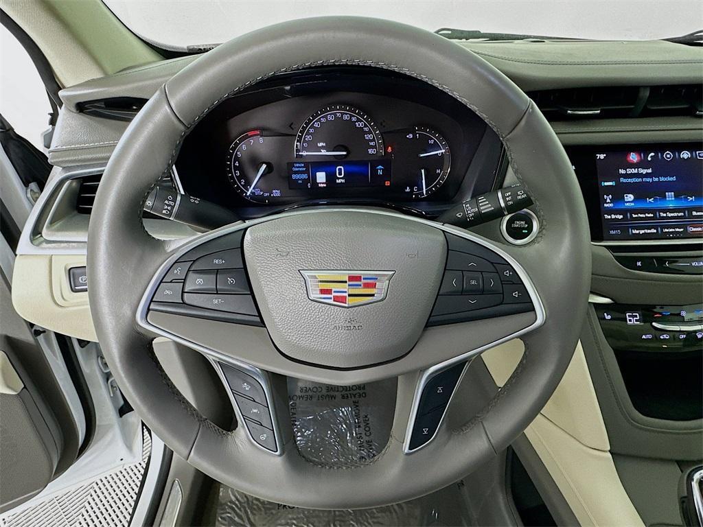 used 2017 Cadillac XT5 car, priced at $14,995