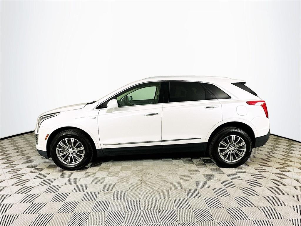 used 2017 Cadillac XT5 car, priced at $14,995