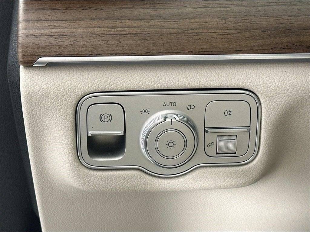new 2025 Mercedes-Benz GLE 350 car, priced at $78,000