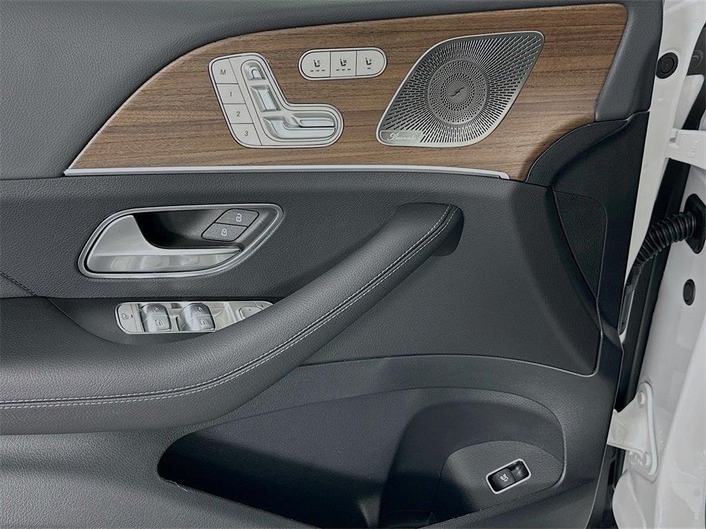 new 2026 Mercedes-Benz GLS 450 car, priced at $105,150