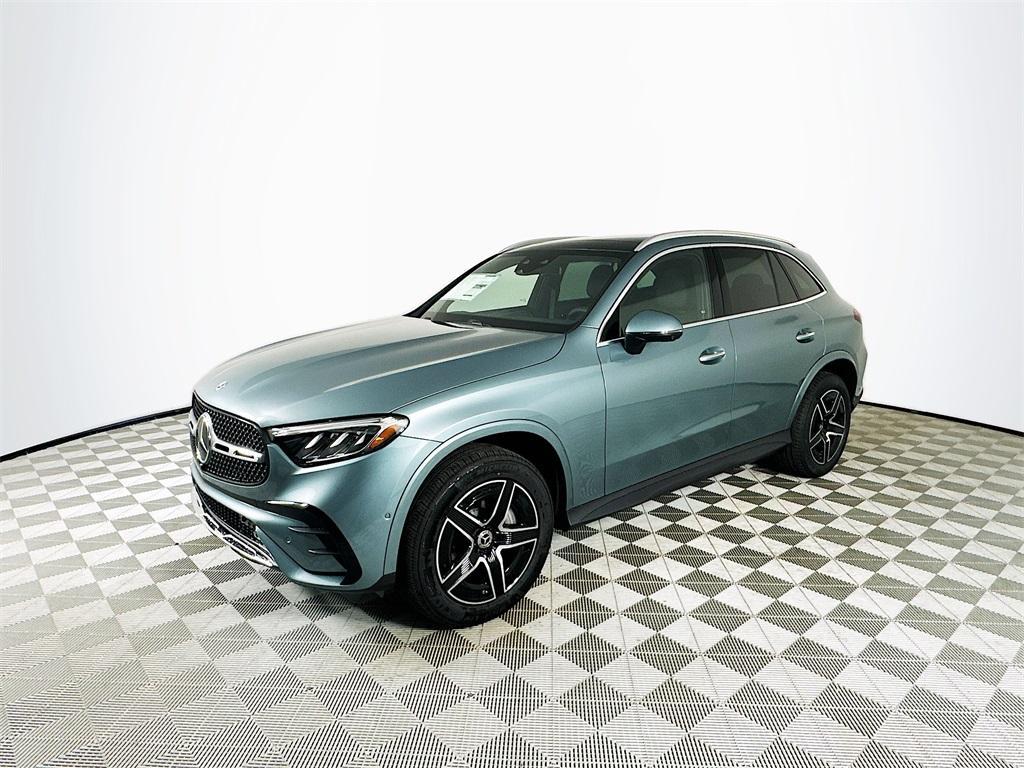 new 2026 Mercedes-Benz GLC 300 car, priced at $61,285