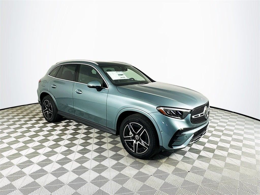new 2026 Mercedes-Benz GLC 300 car, priced at $61,285