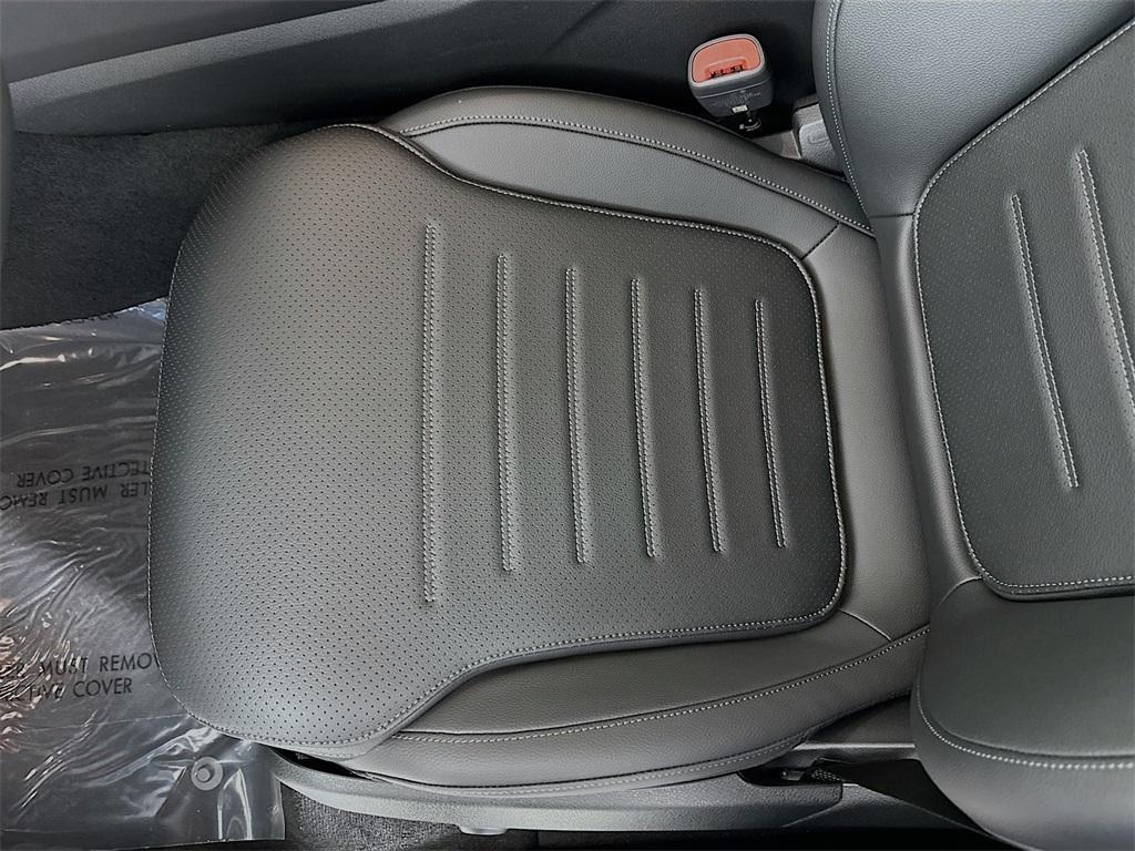 new 2026 Mercedes-Benz GLC 300 car, priced at $61,285