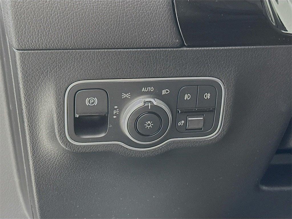 used 2025 Mercedes-Benz GLA 250 car, priced at $42,995