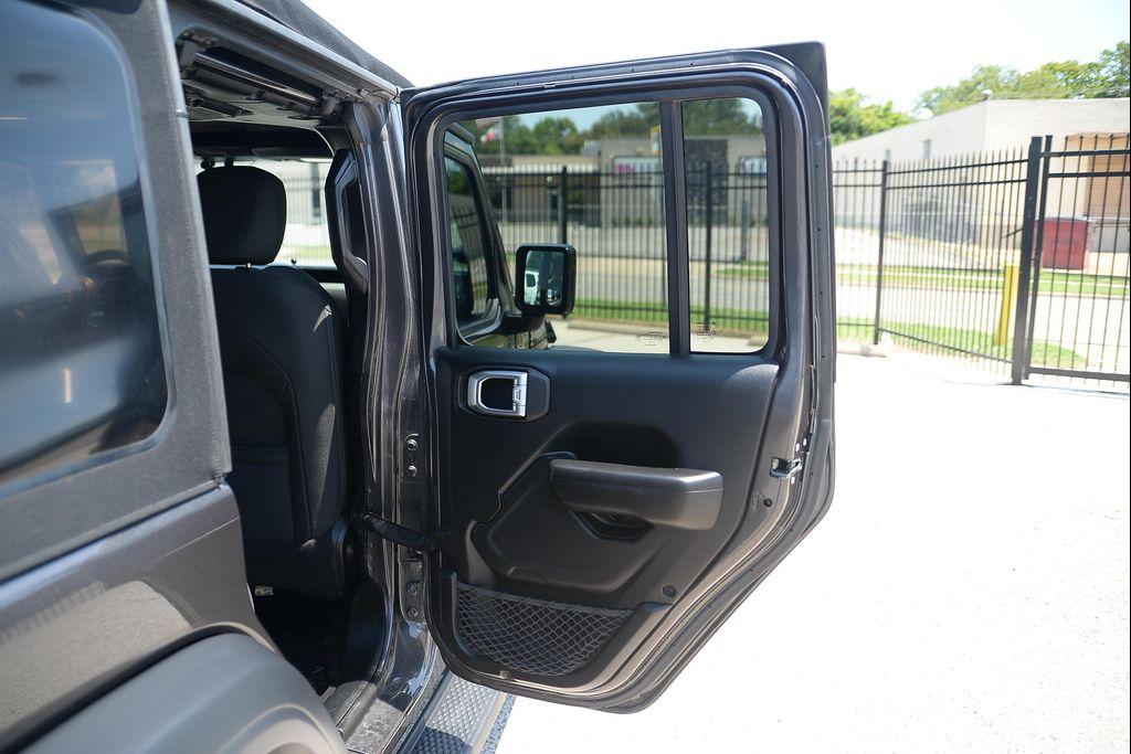 used 2018 Jeep Wrangler Unlimited car, priced at $22,995