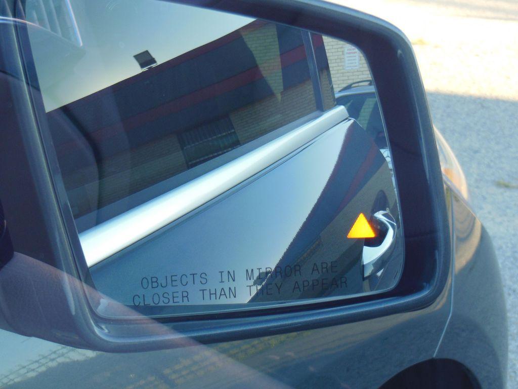 used 2015 Mercedes-Benz M-Class car, priced at $12,995