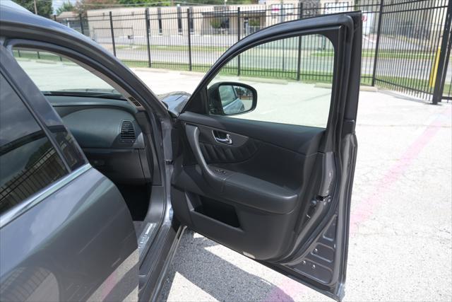 used 2016 INFINITI QX70 car