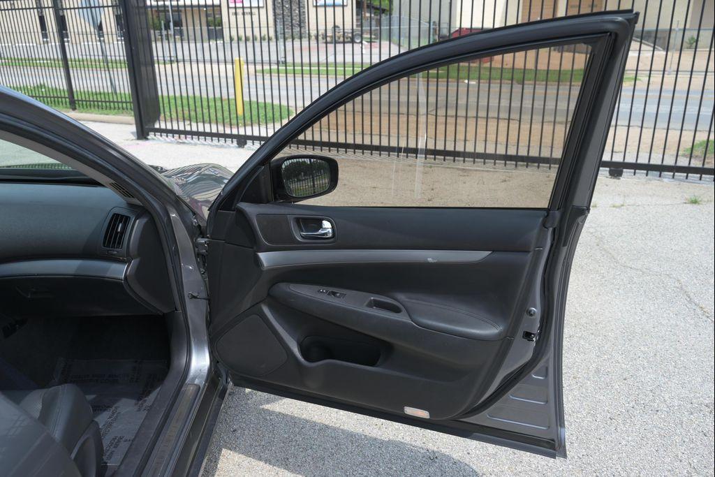 used 2011 INFINITI G25 car, priced at $7,995
