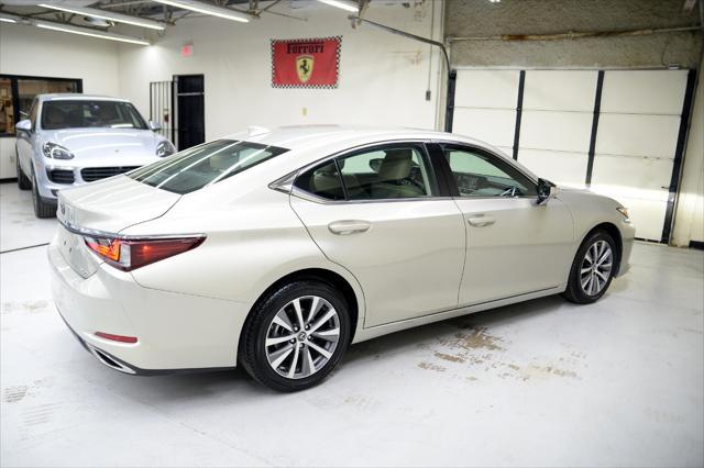 used 2019 Lexus ES 350 car, priced at $29,724