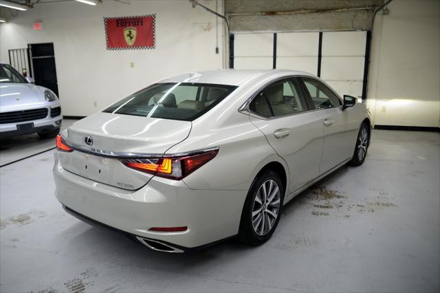 used 2019 Lexus ES 350 car, priced at $29,724