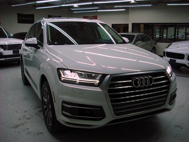 used 2017 Audi Q7 car, priced at $23,495