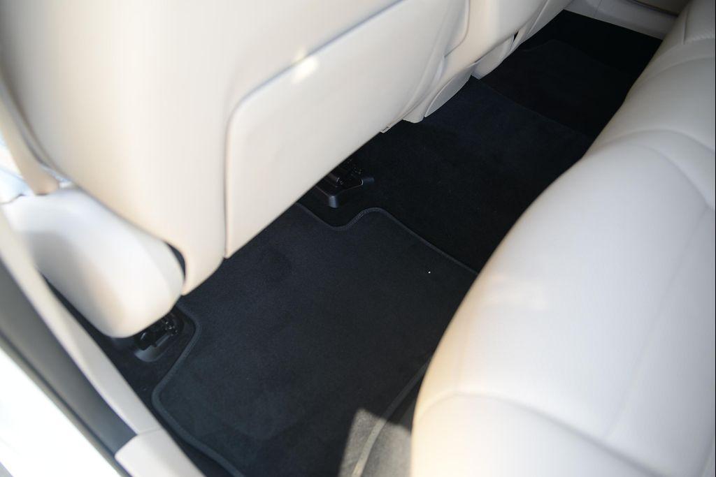 used 2021 Mercedes-Benz GLC 300 car, priced at $25,995