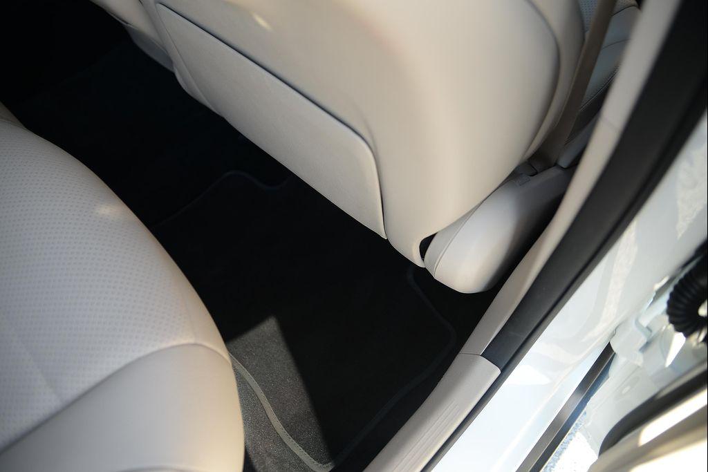 used 2021 Mercedes-Benz GLC 300 car, priced at $25,995