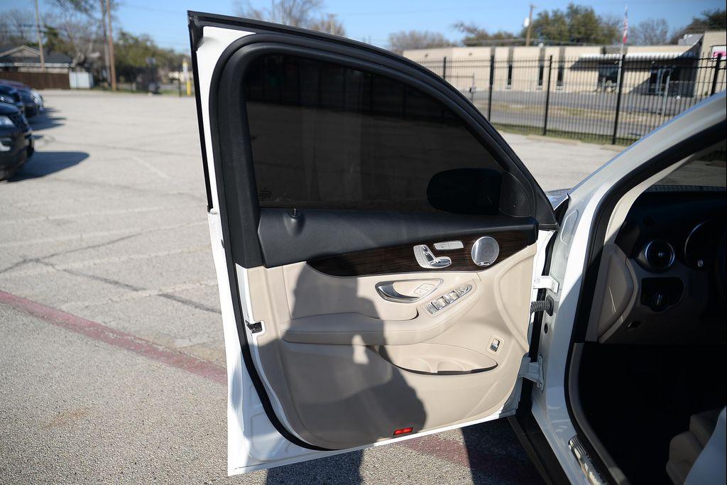 used 2021 Mercedes-Benz GLC 300 car, priced at $25,995